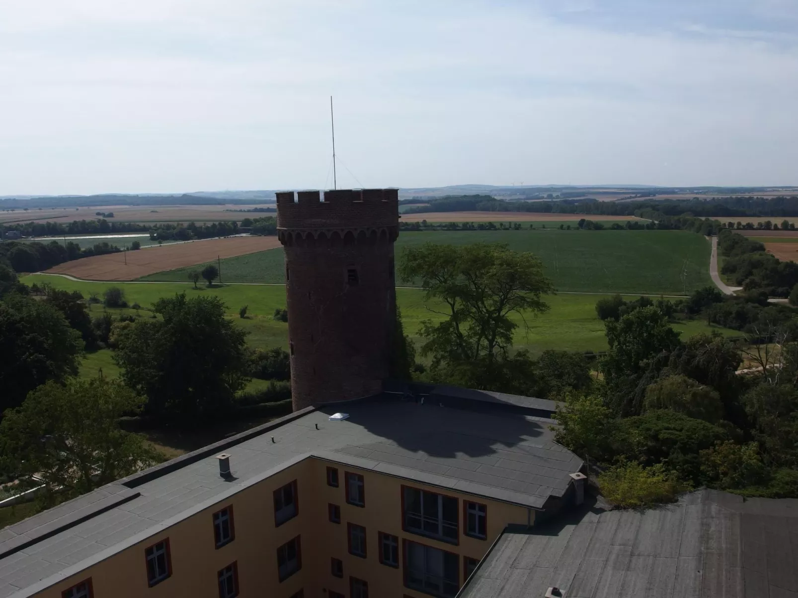 Hochwertige Ferienwohnung mit Terrasse und Garten-Outside