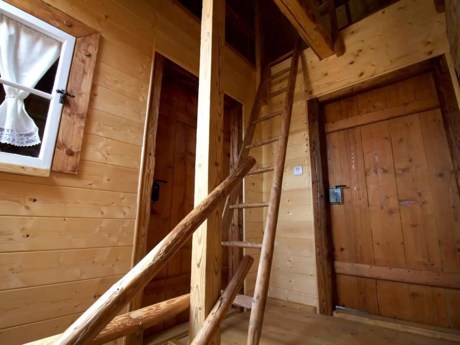 FW Aschbergblick-Drinnen