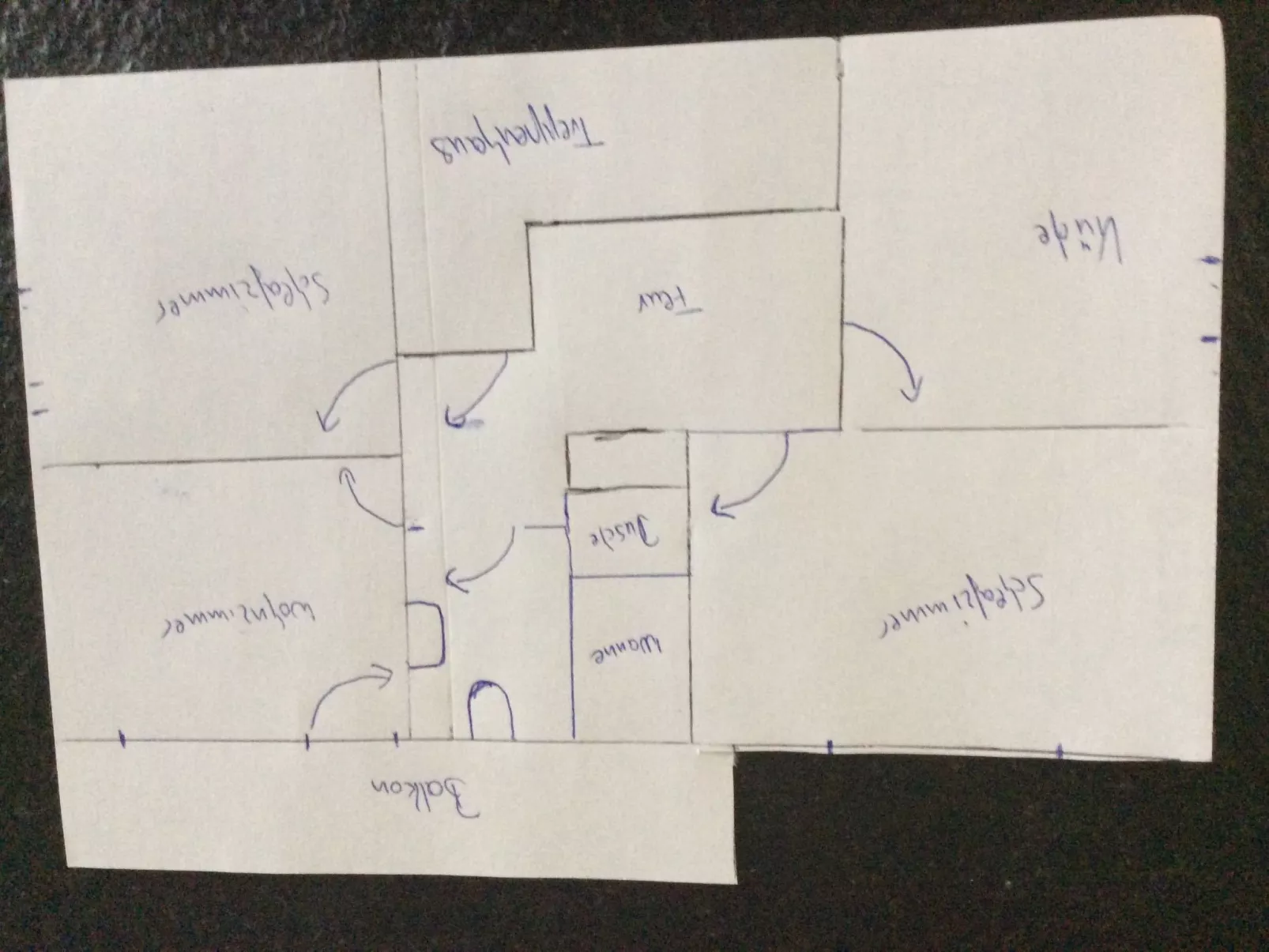 Appartement mit Balkon-Inside