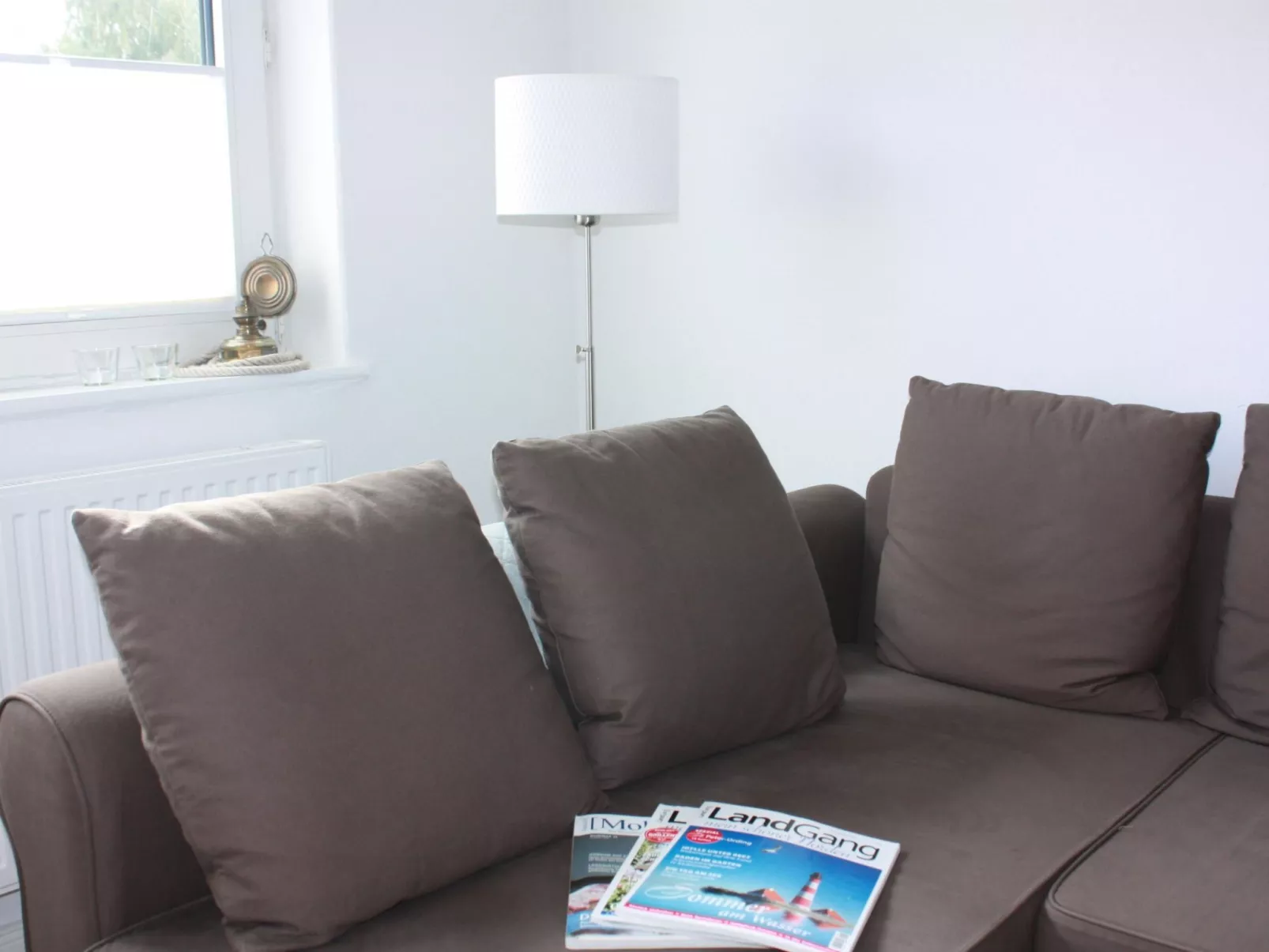 Mit Garten und Parkplatz-Inside