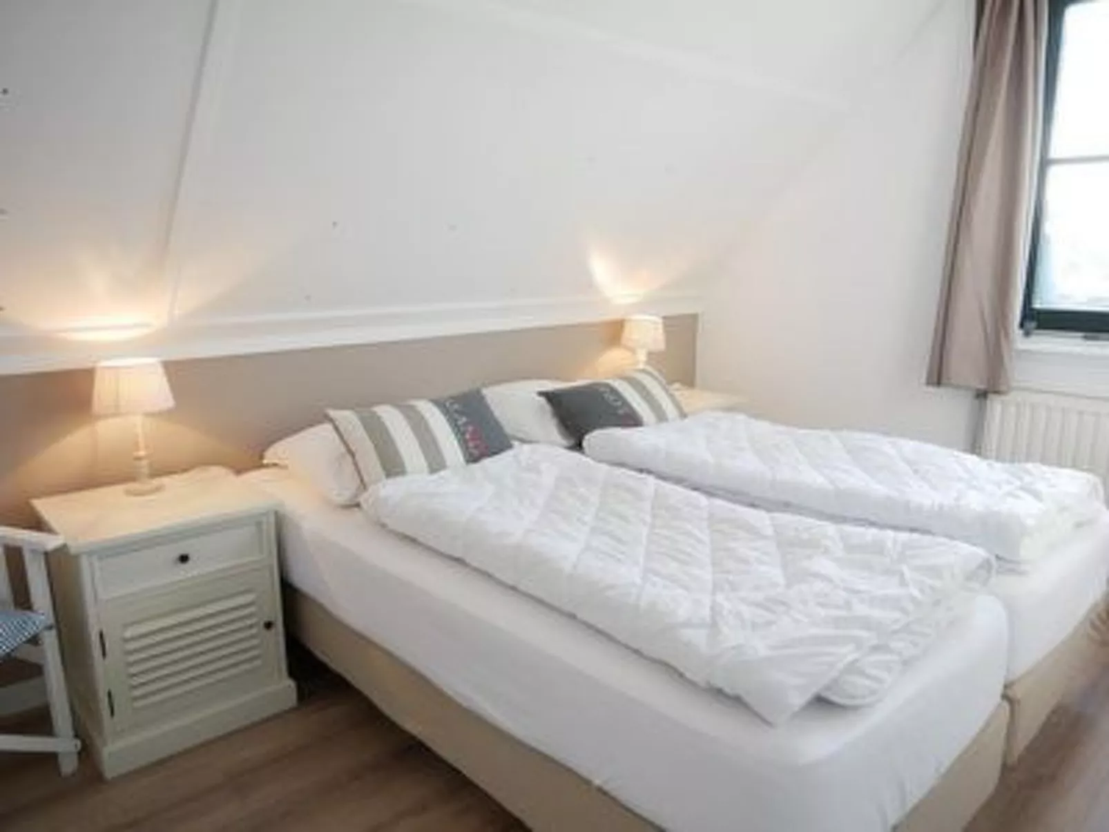 Villa Vermeer-Image-tags.info