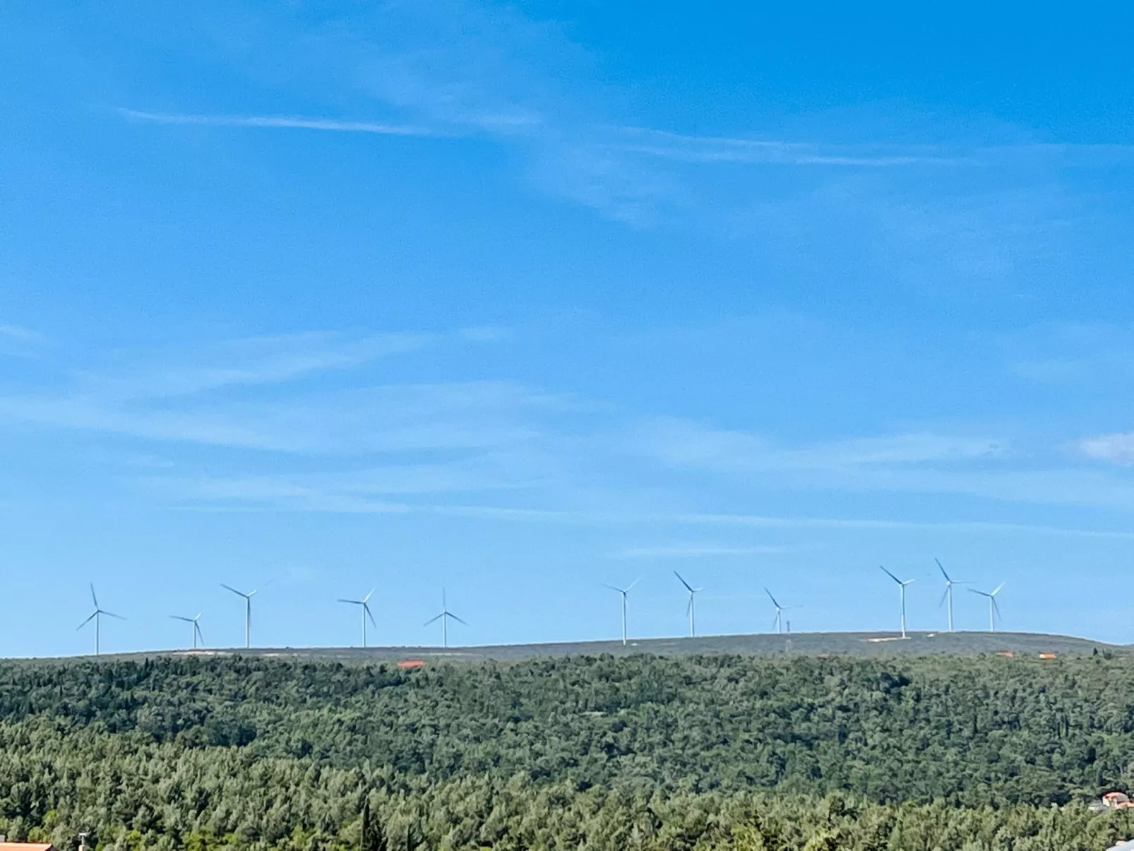 Neu erbautes Apartment mit großem Balkon-Dehors