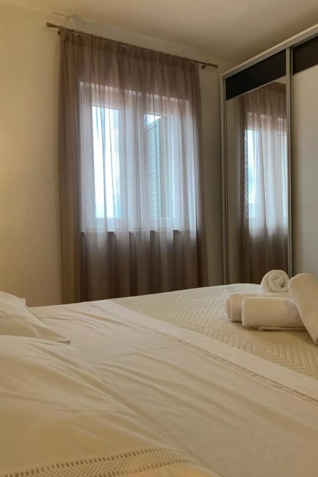 Villa Dražica mit beheiztem Pool - ruhige Lage-Drinnen