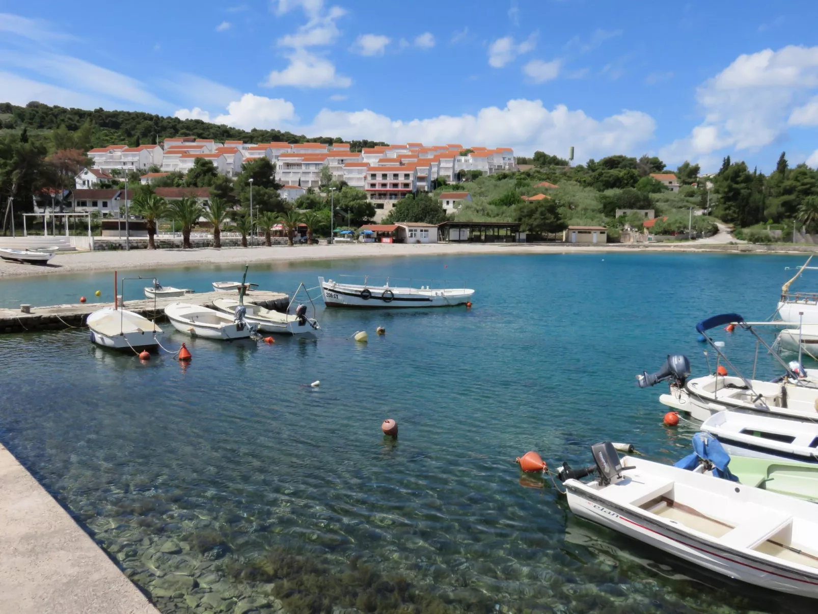 Apartment Bella mit Balkon und Terrasse in Necujam-Outside