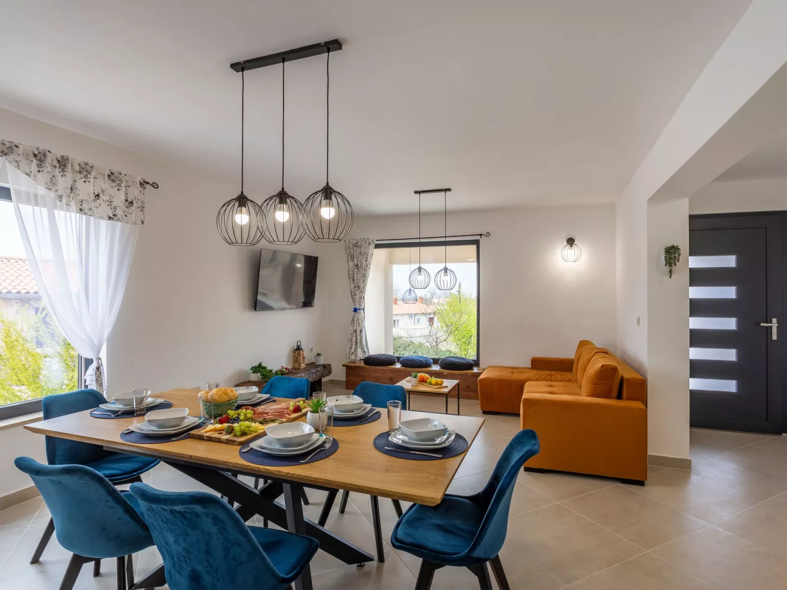 Schönes Ferienhaus in Modrusani mit Großem Garten-Drinnen