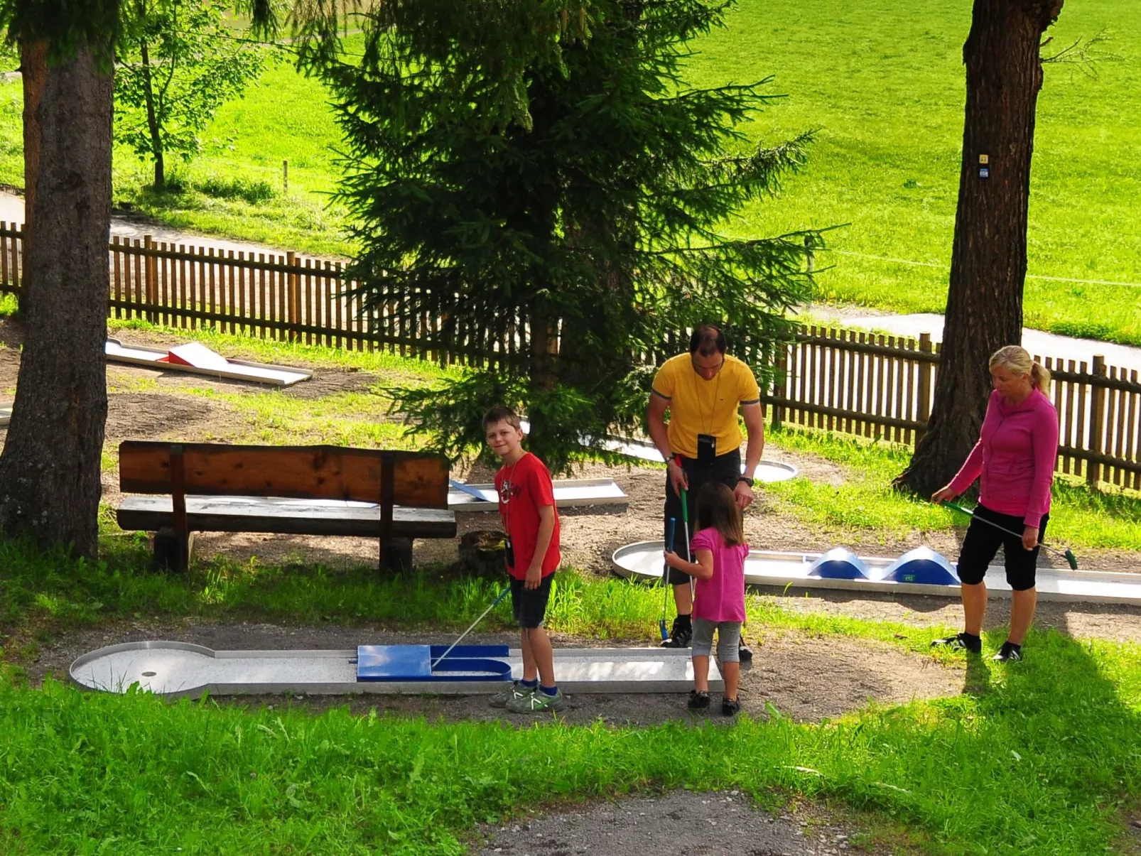 In Strassen mit Privatem Pool-Outside