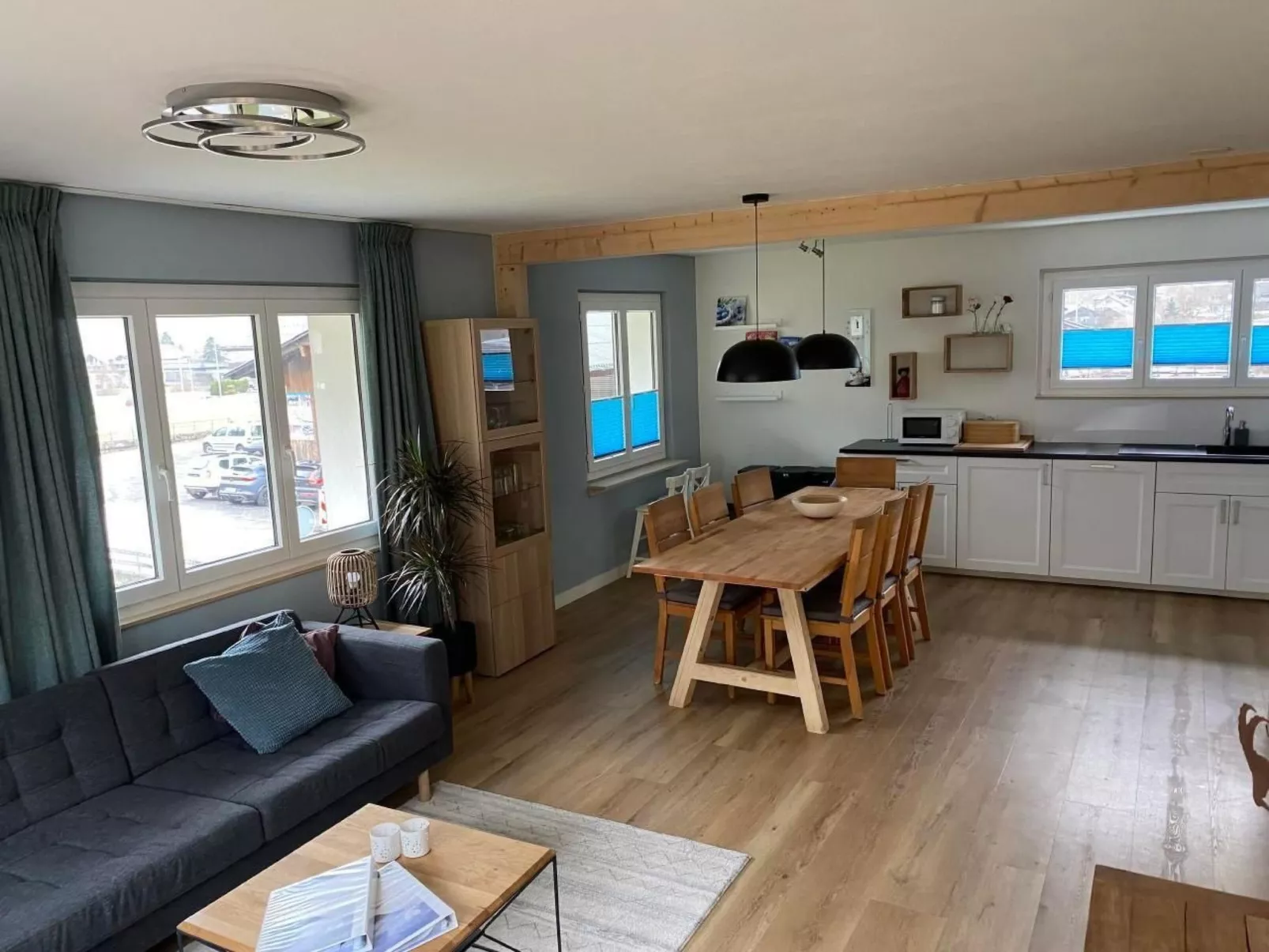 Spring Inn Apartment-Dedans