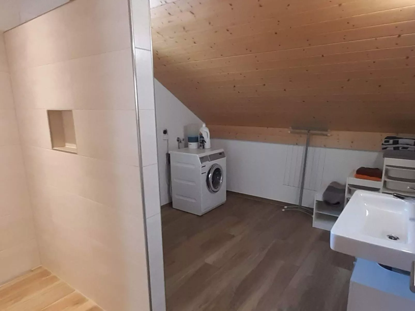 Rothornblick-Drinnen