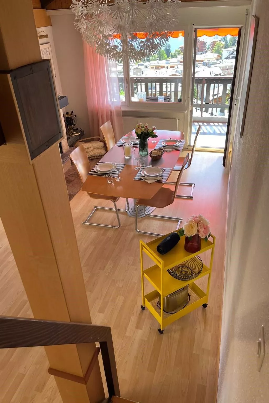 Helle und moderne Dachwohnung-Drinnen