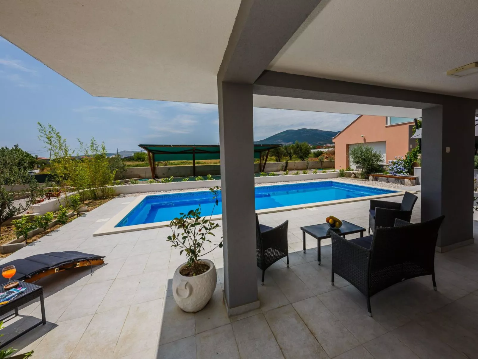 Villa Toni für 12 Personen in Kastel Stari-Draußen