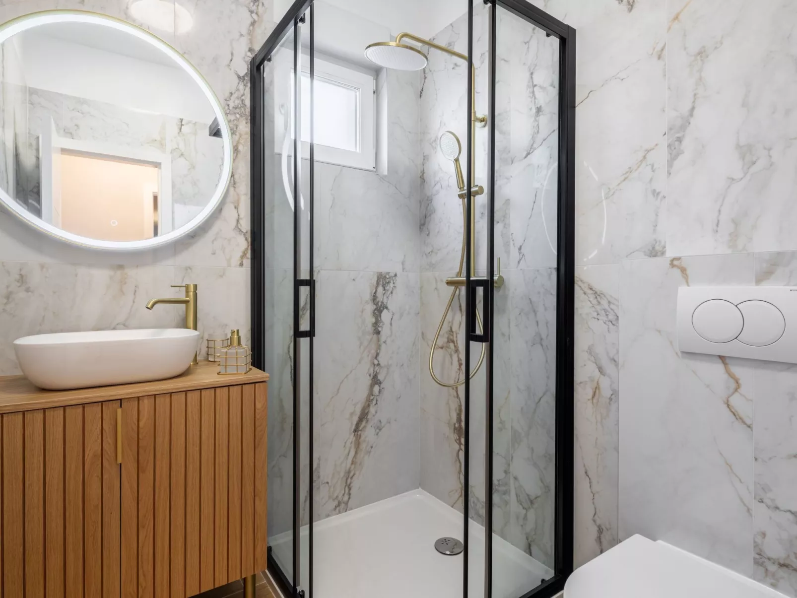 Villa Lumino-Drinnen