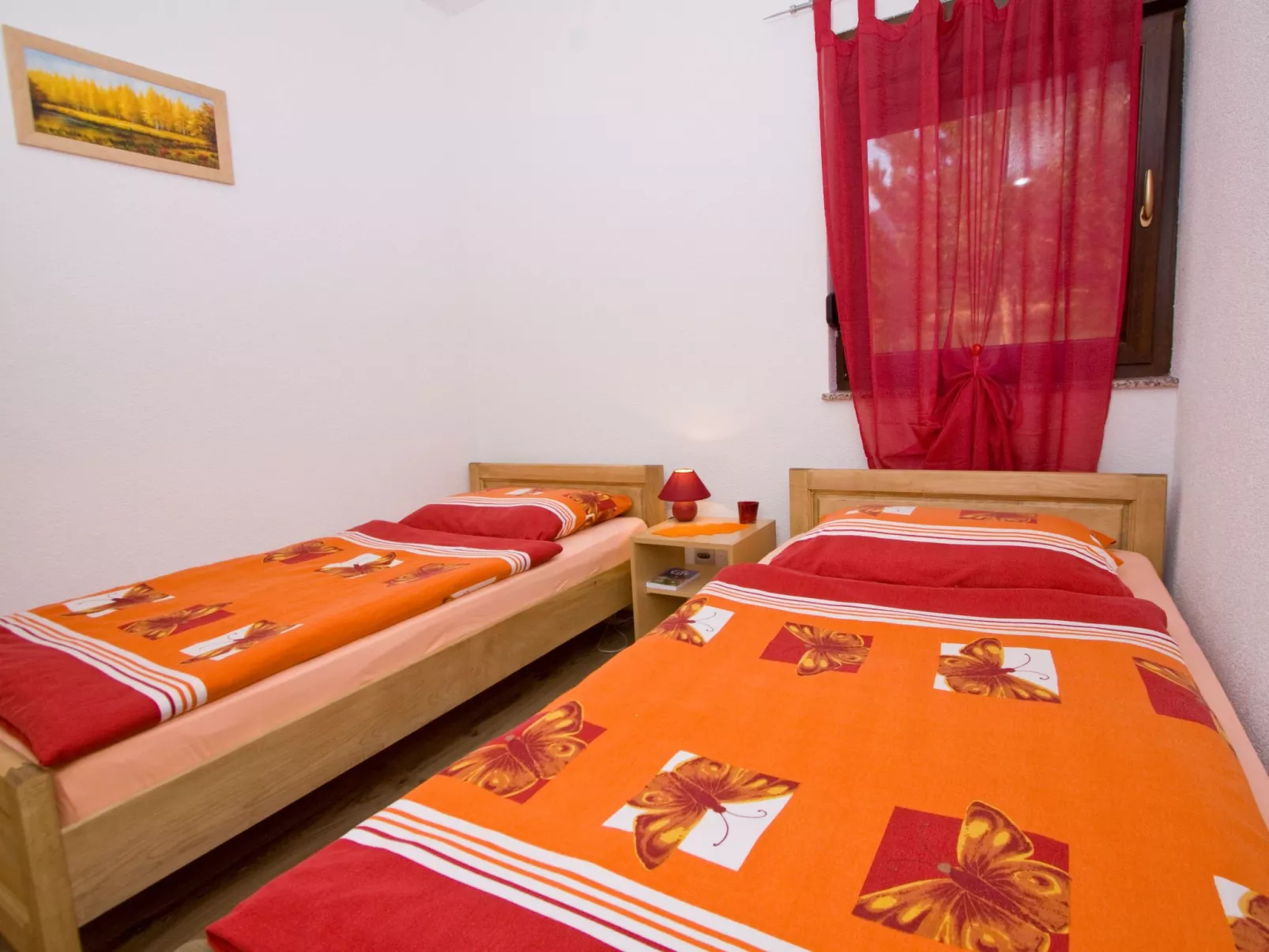 Mit Garten, Grill und Terrasse-Inside