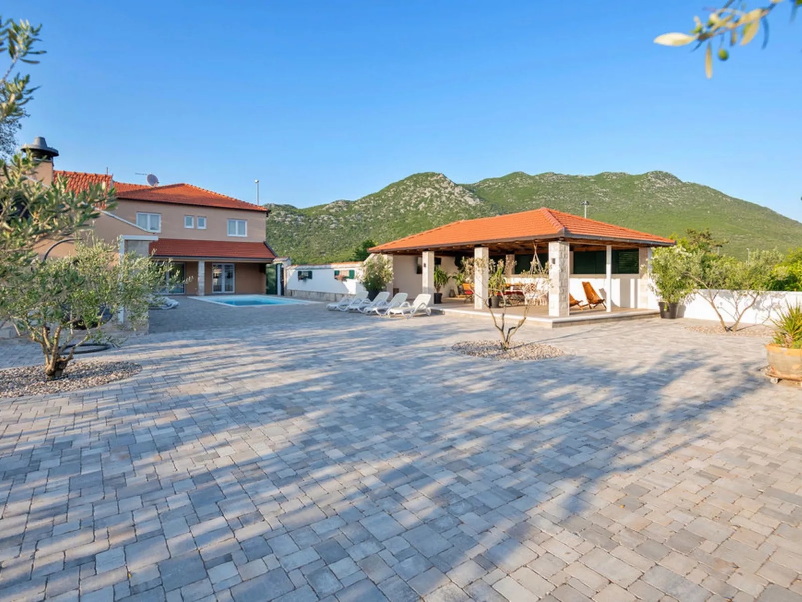 Ferienvilla "Nautica" mit Bergblick-Outside