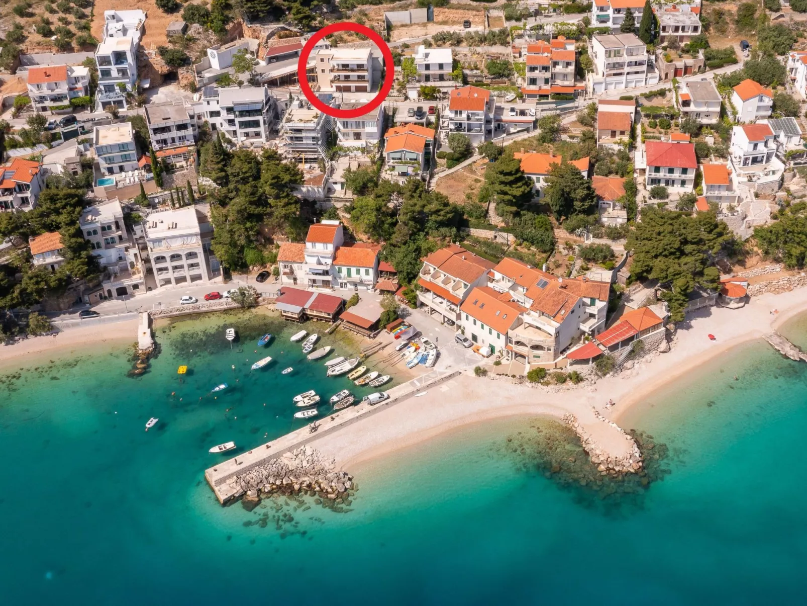 Stylisches Haus für 8 Personen und 4 Kinder-Outside