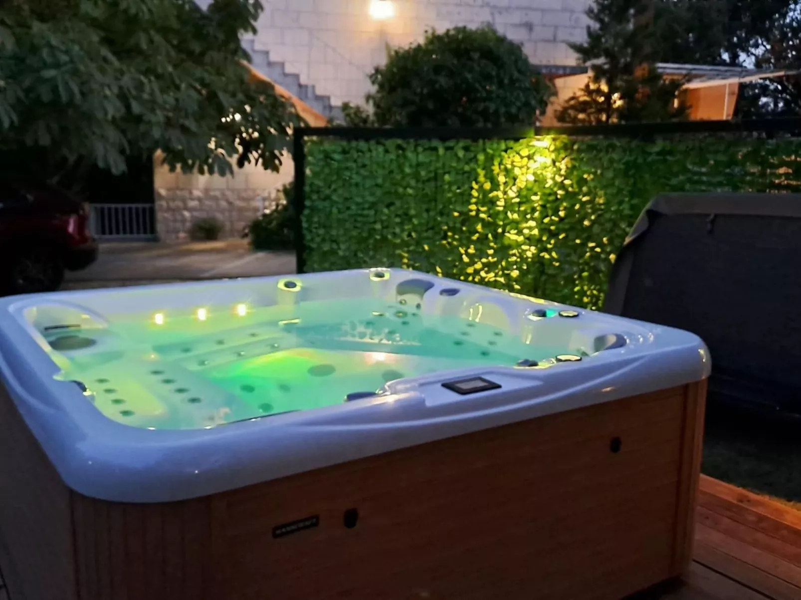 Appartement "Helena" mit Entspannung im Whirlpool-Dehors