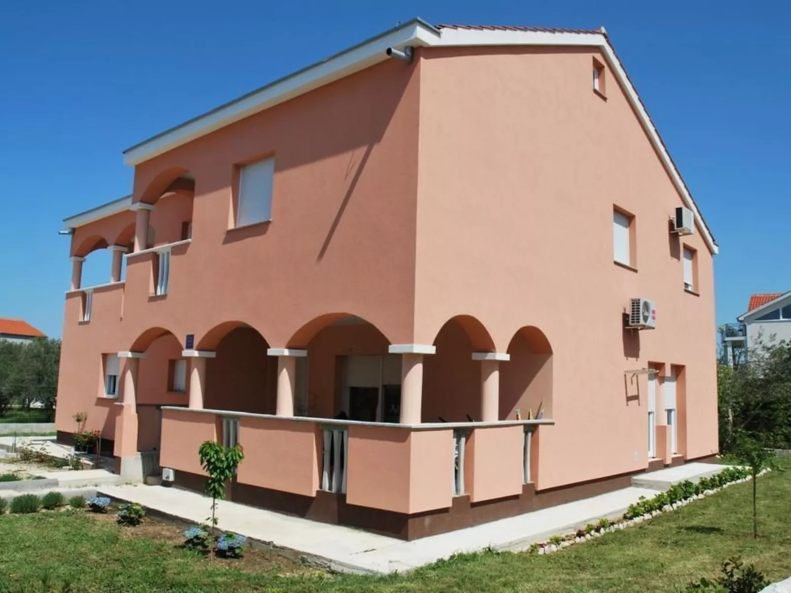 Mit Wasserblick-Dehors