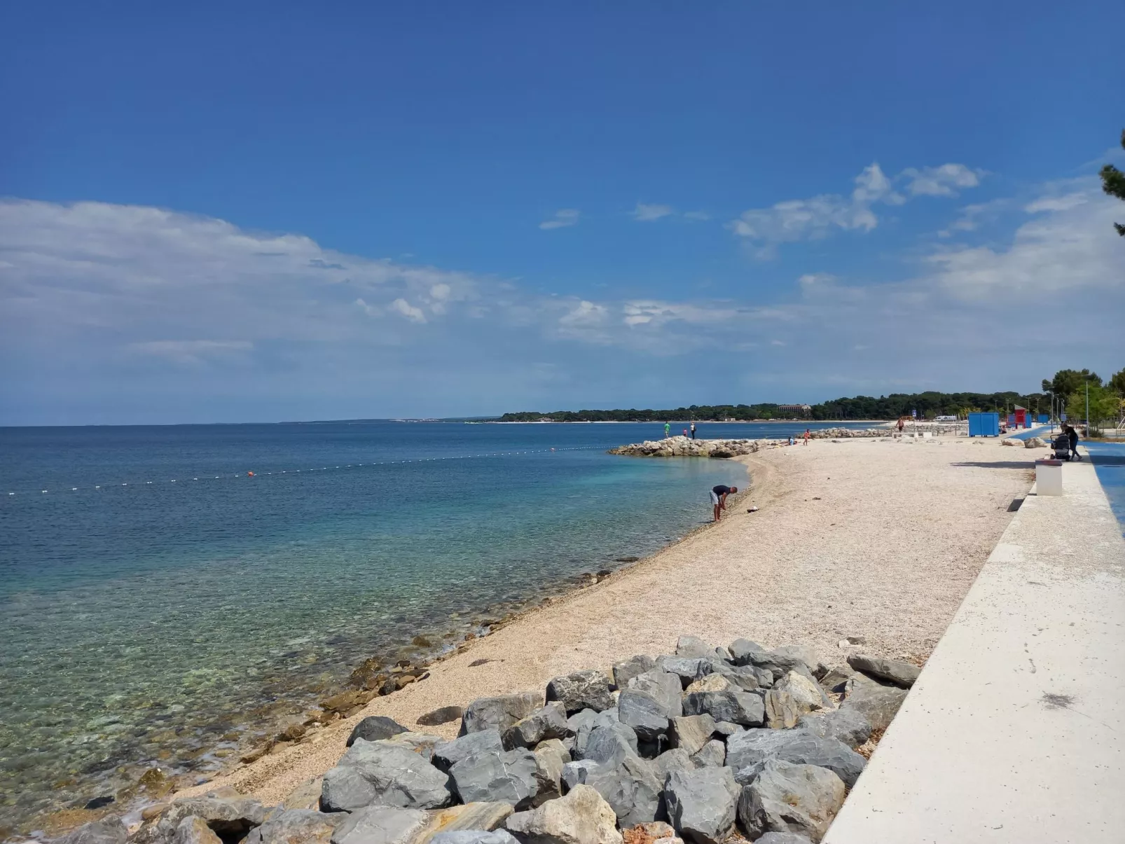 Ruhig und gemütlich 2BR Wohnung in der Nähe des Strandes-Draußen