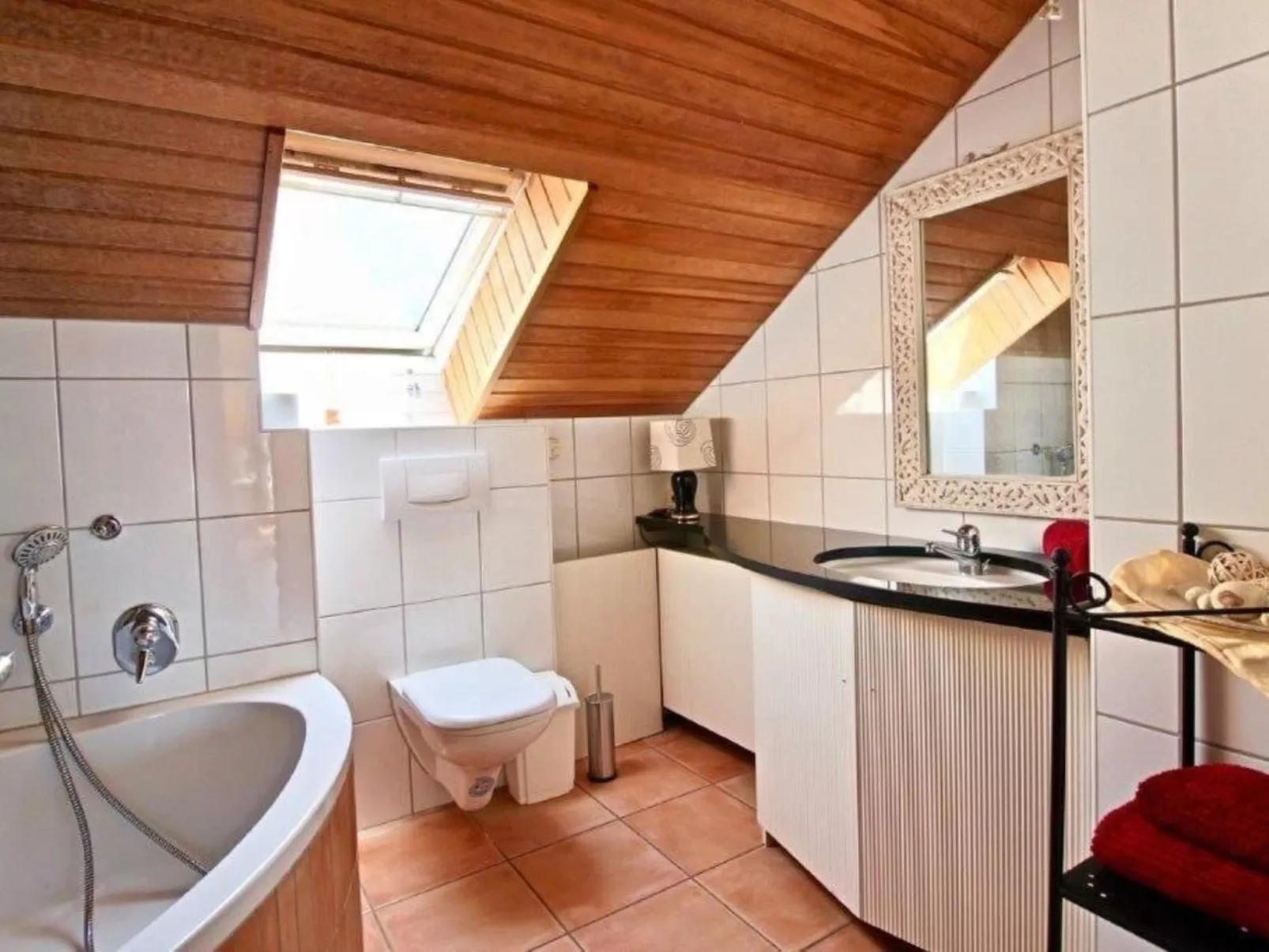 3-Zimmer-Fewo mit herrlichem Seeblick-Drinnen