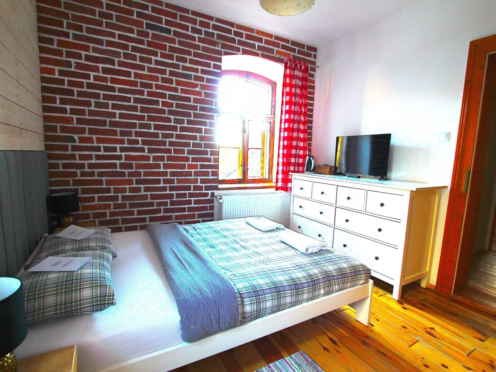 Exklusives Ferienhaus mit Schwimmbad direkt am Wasser-Dedans