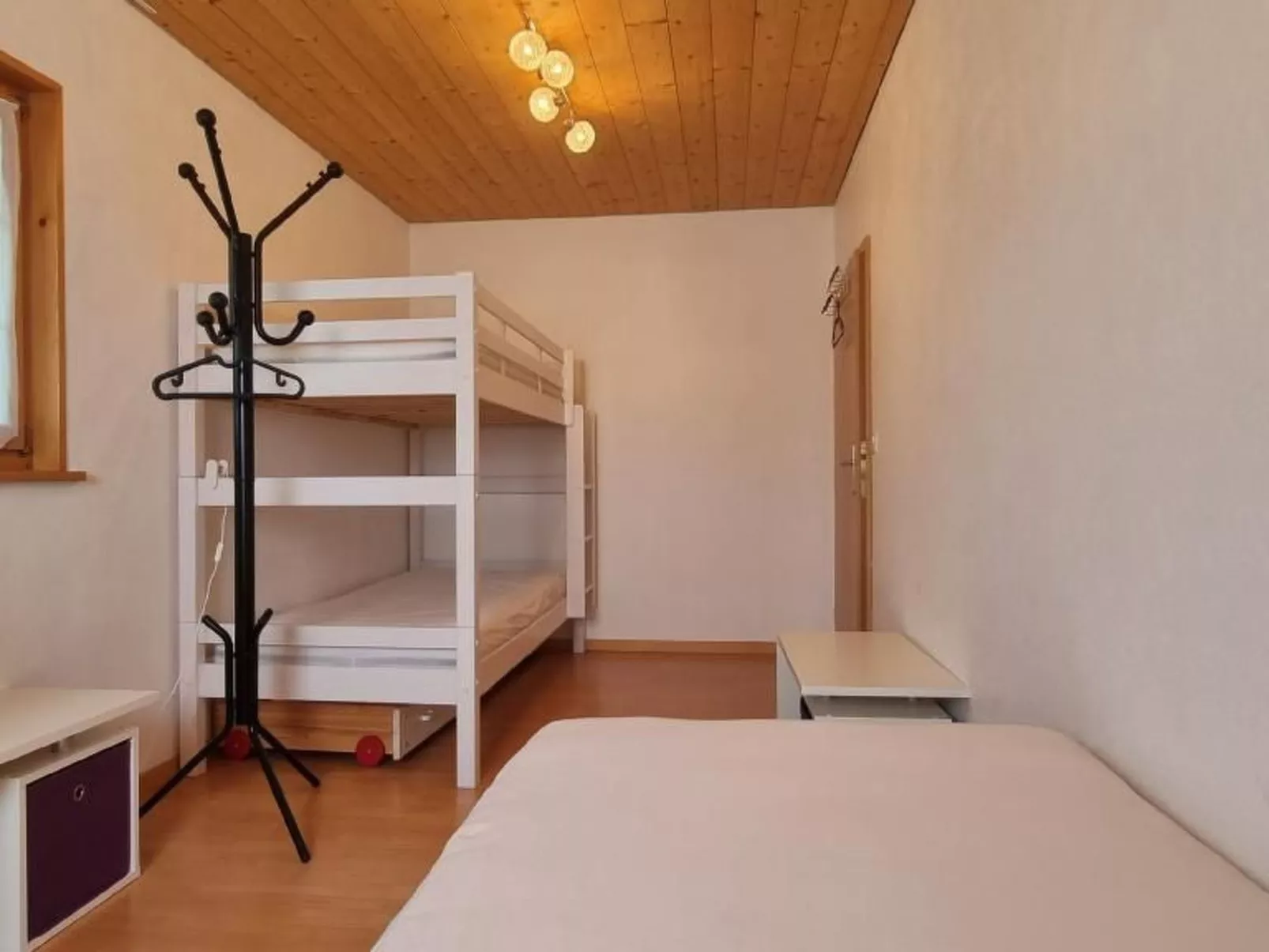 Tiererlebnishof Windegg-Drinnen