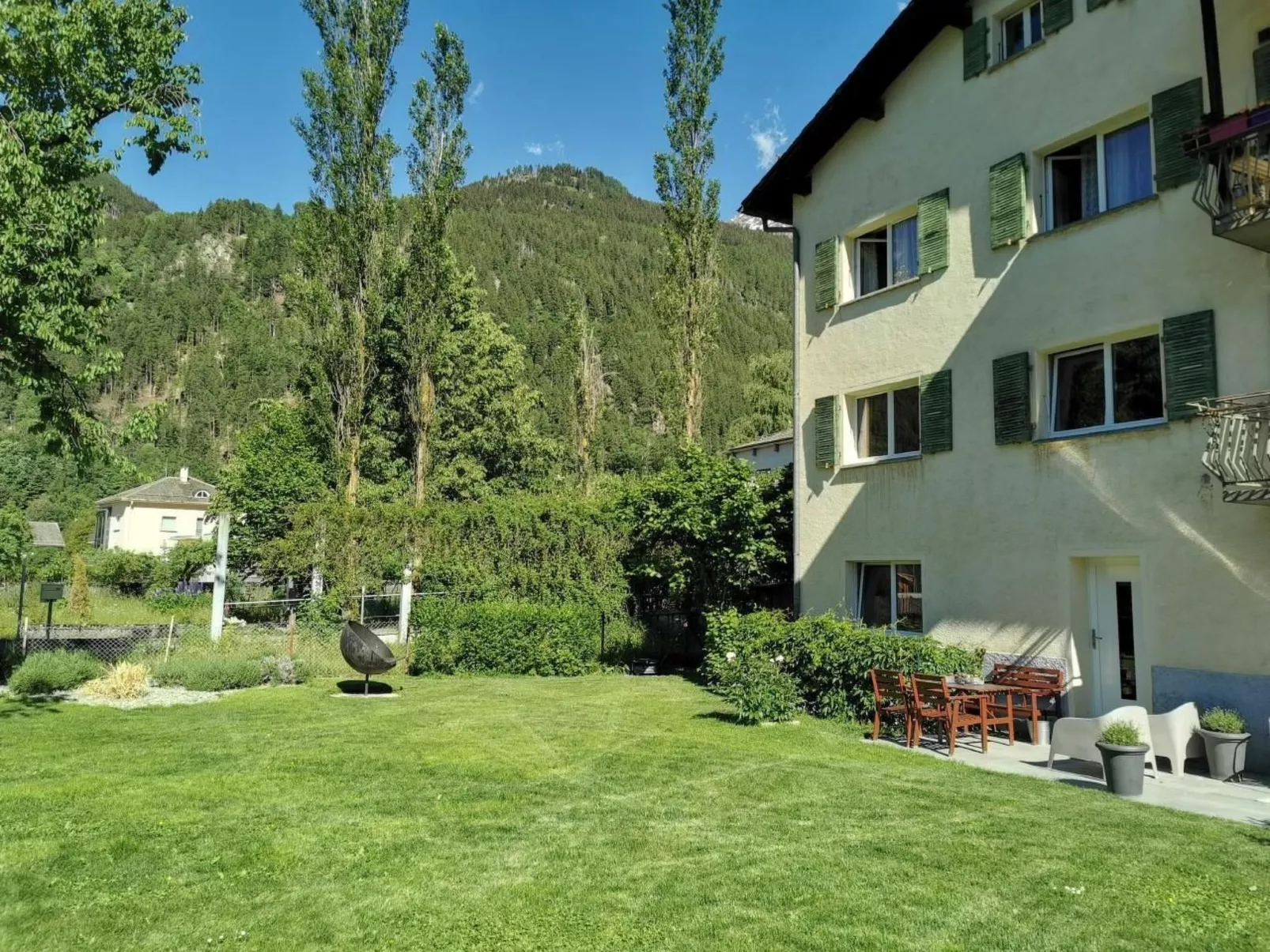 Parterrewohnung 3 Zi-Draußen