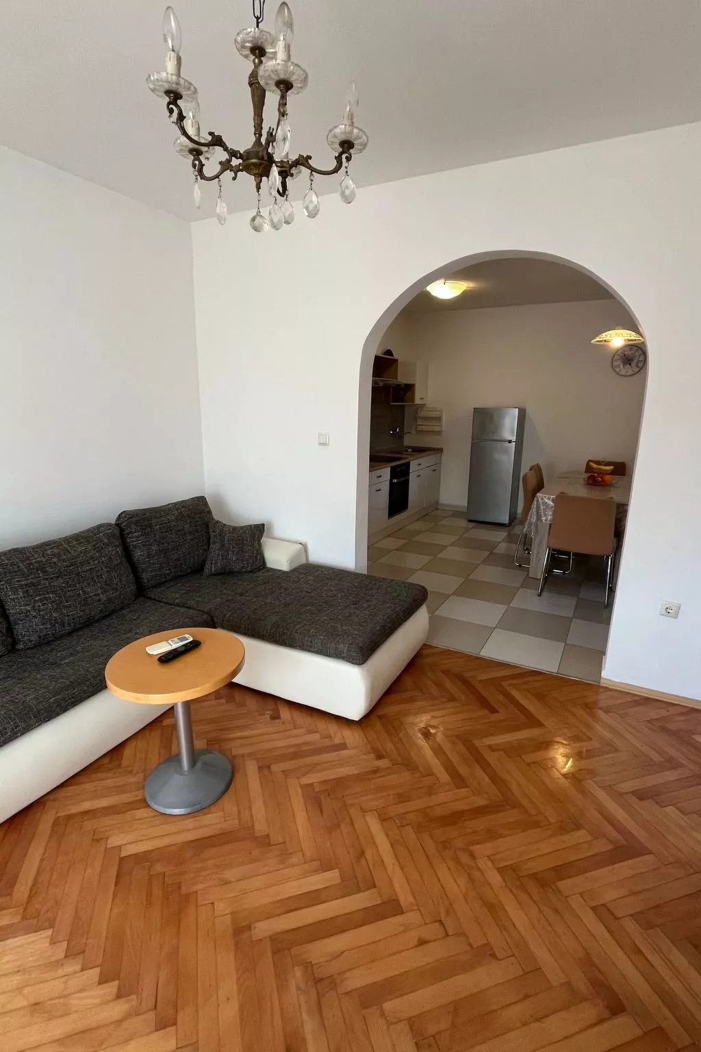 Für sechs Personen-Drinnen