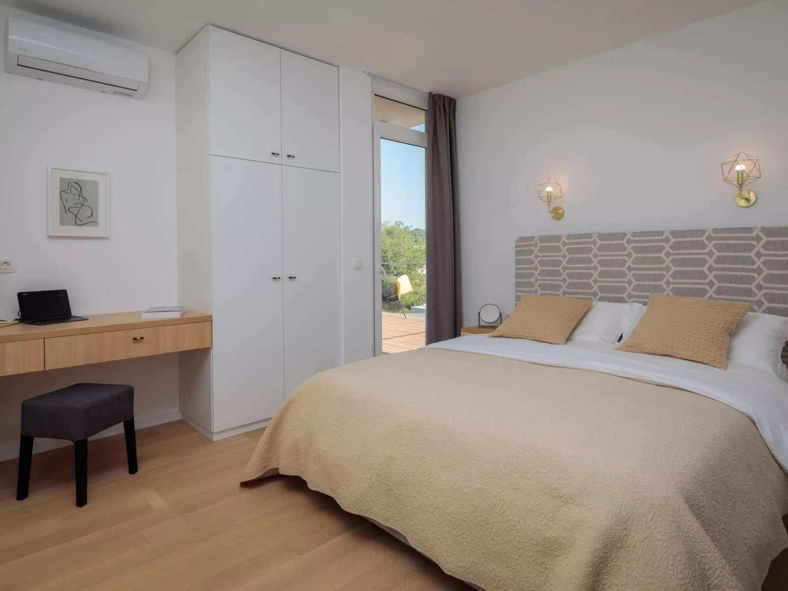 Semper Vivum Villa-Dedans