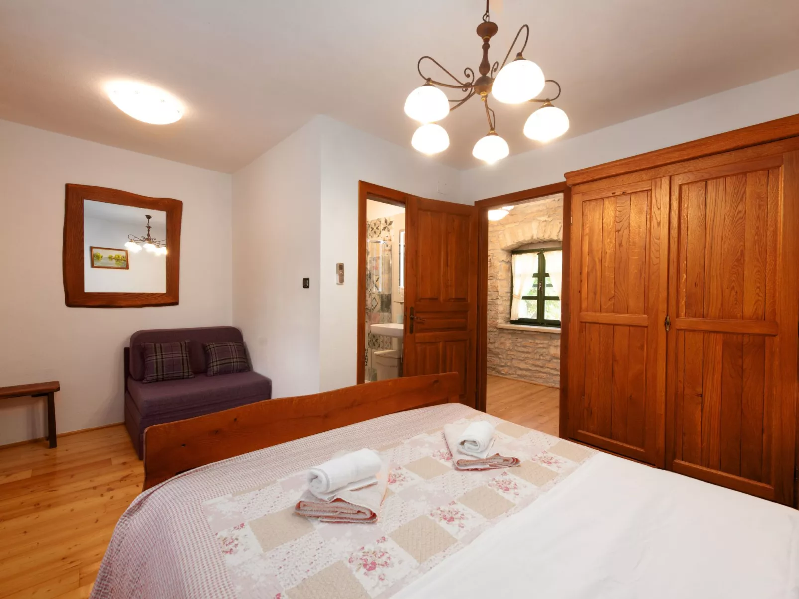 In Krculi mit Privatem Pool-Drinnen