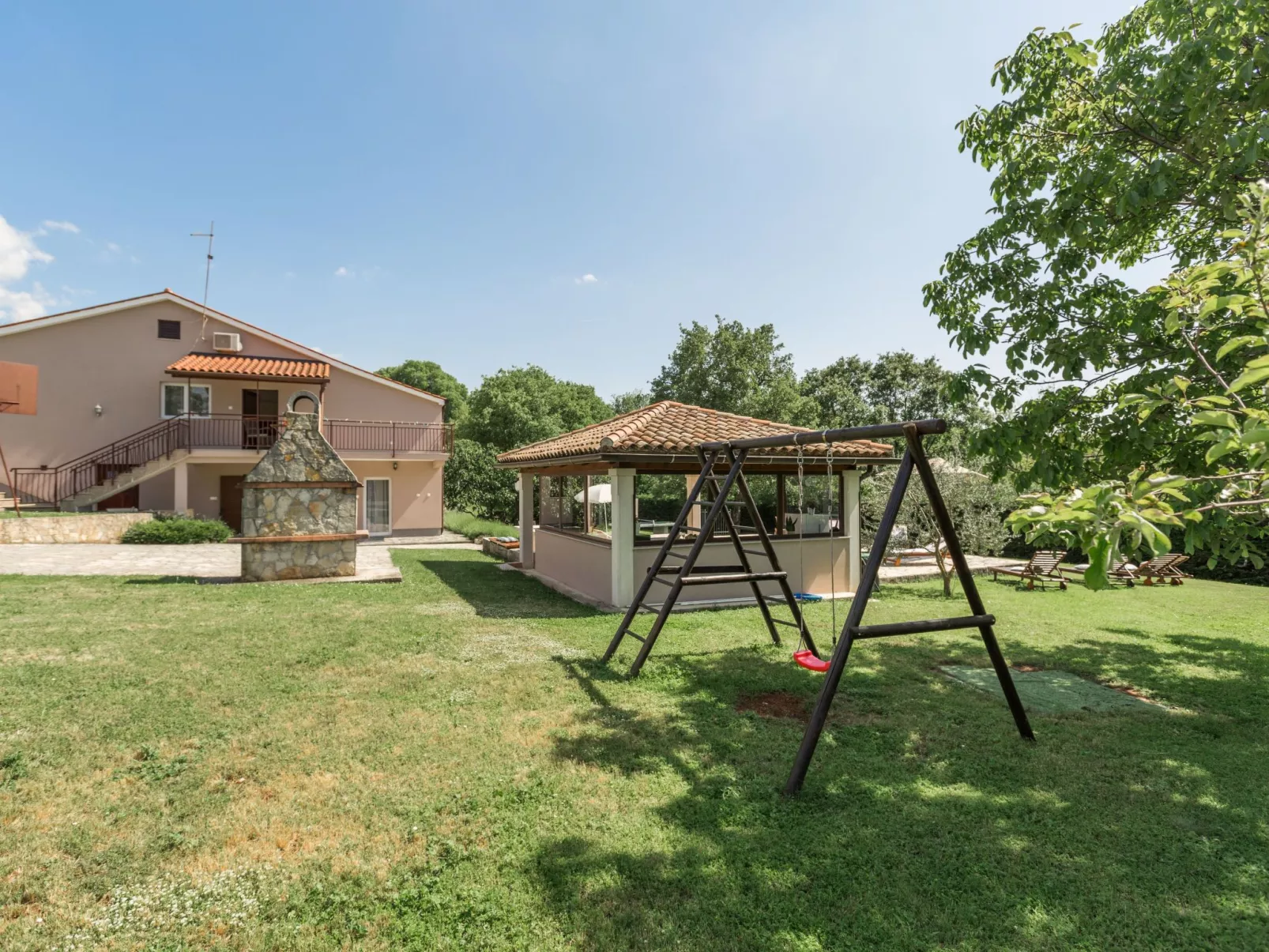 Villa Morena-Draußen