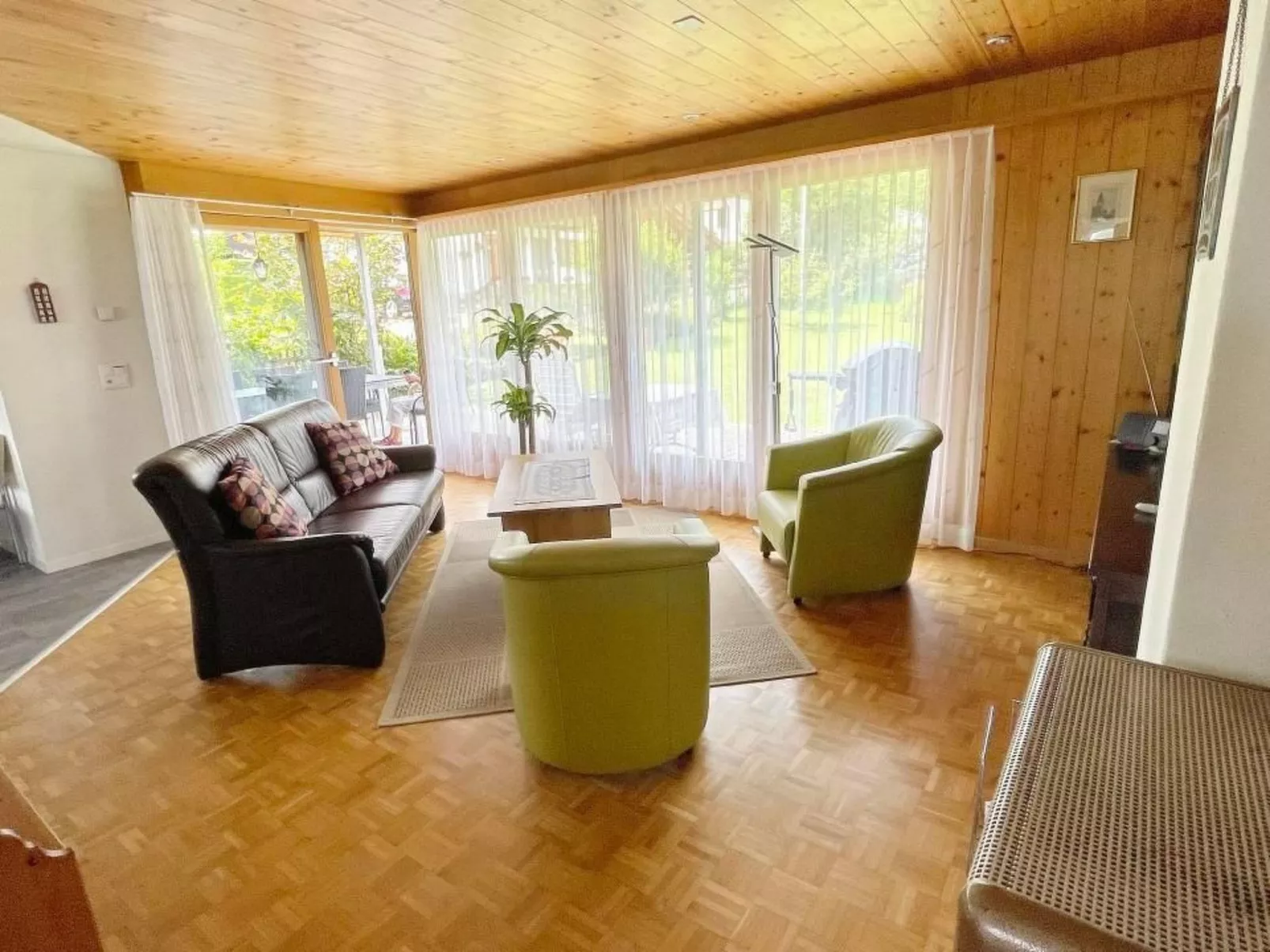 Sunneggli ****-Dedans