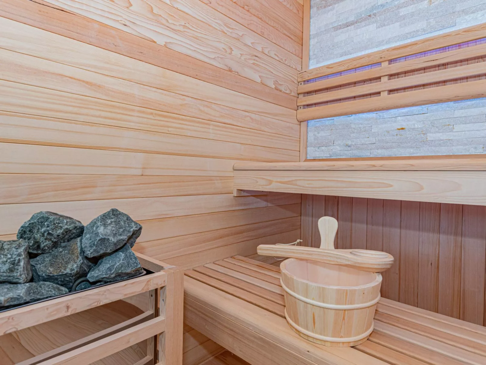 Villa Romansa mit Sauna und Whirlpool in Siritovci-Dedans