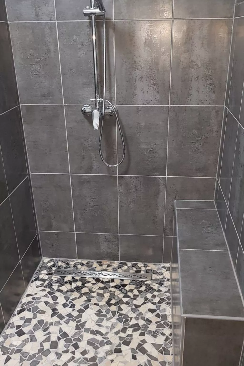 Wohnung für 4 Pers. mit Balkon, tolle Lage-Drinnen