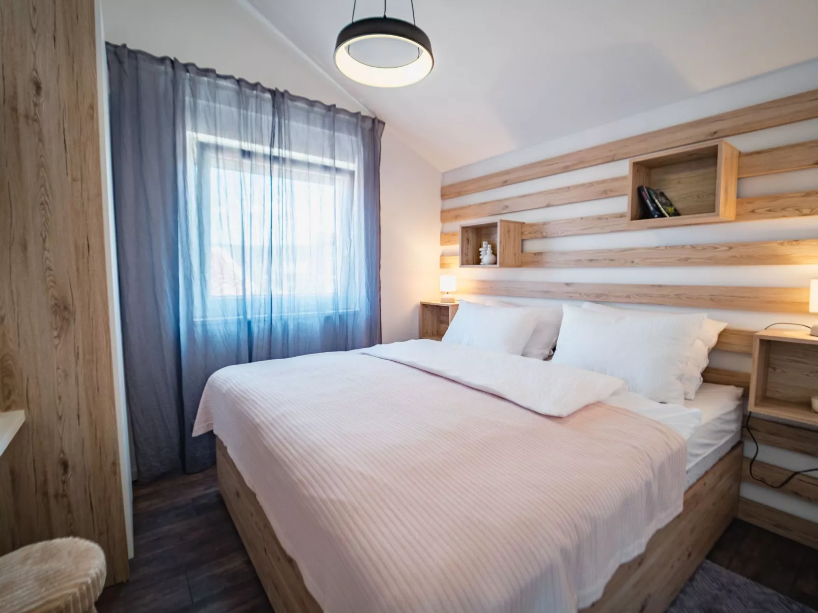 Villa Miracle in Rogoznica-Drinnen