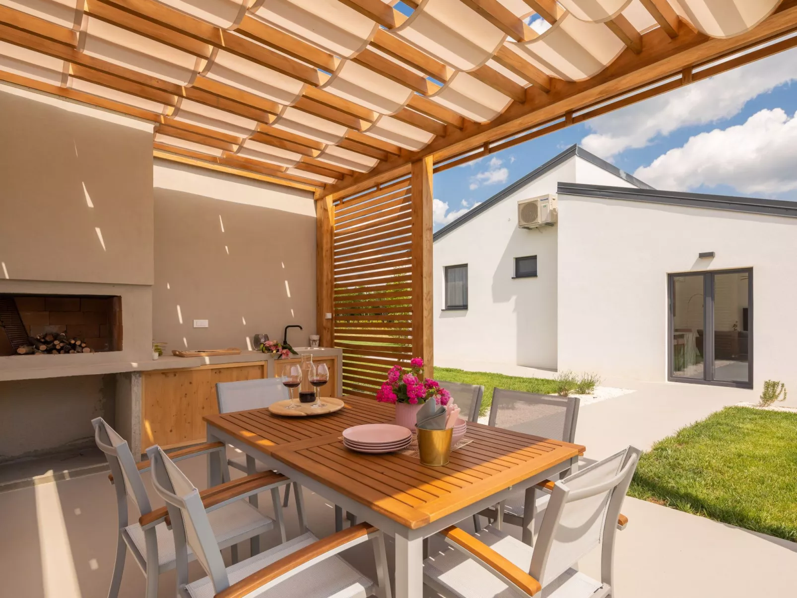 Villa Bandelli mit Spa in Oklaj-Dehors