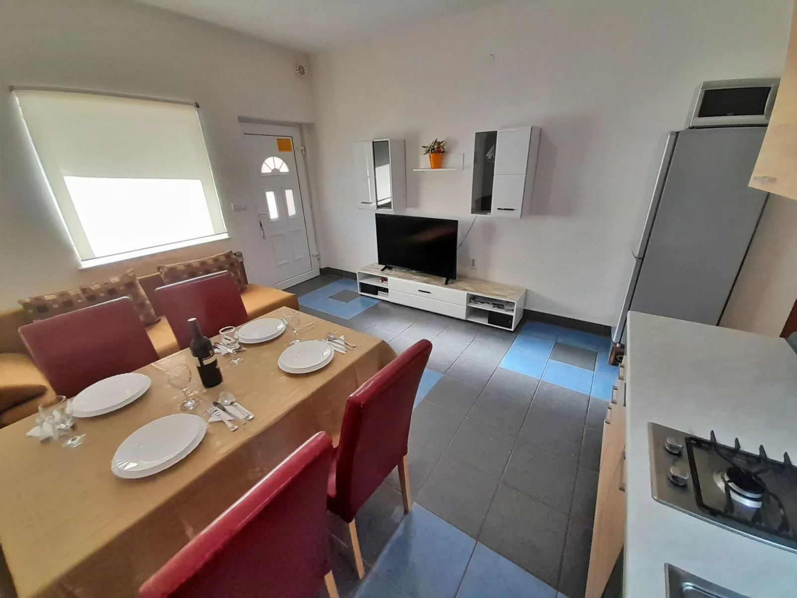 Wohnung "Tea" mit Garten, Grill und Terrasse-Drinnen