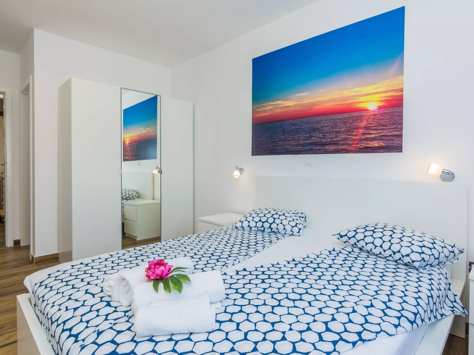 Strandvilla "Miri Olive" mit beheiztem Pool-Drinnen