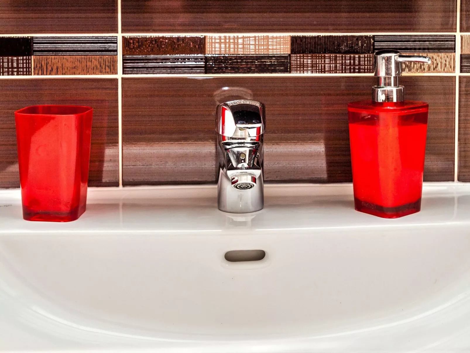 Ein luxuriöses Apartment in der Nähe des Zentrums, am Flussufer-Inside