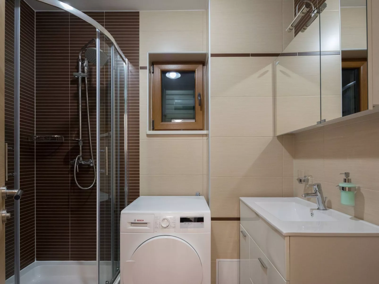 Luxusvilla Jasmin mit Privatpool-Drinnen