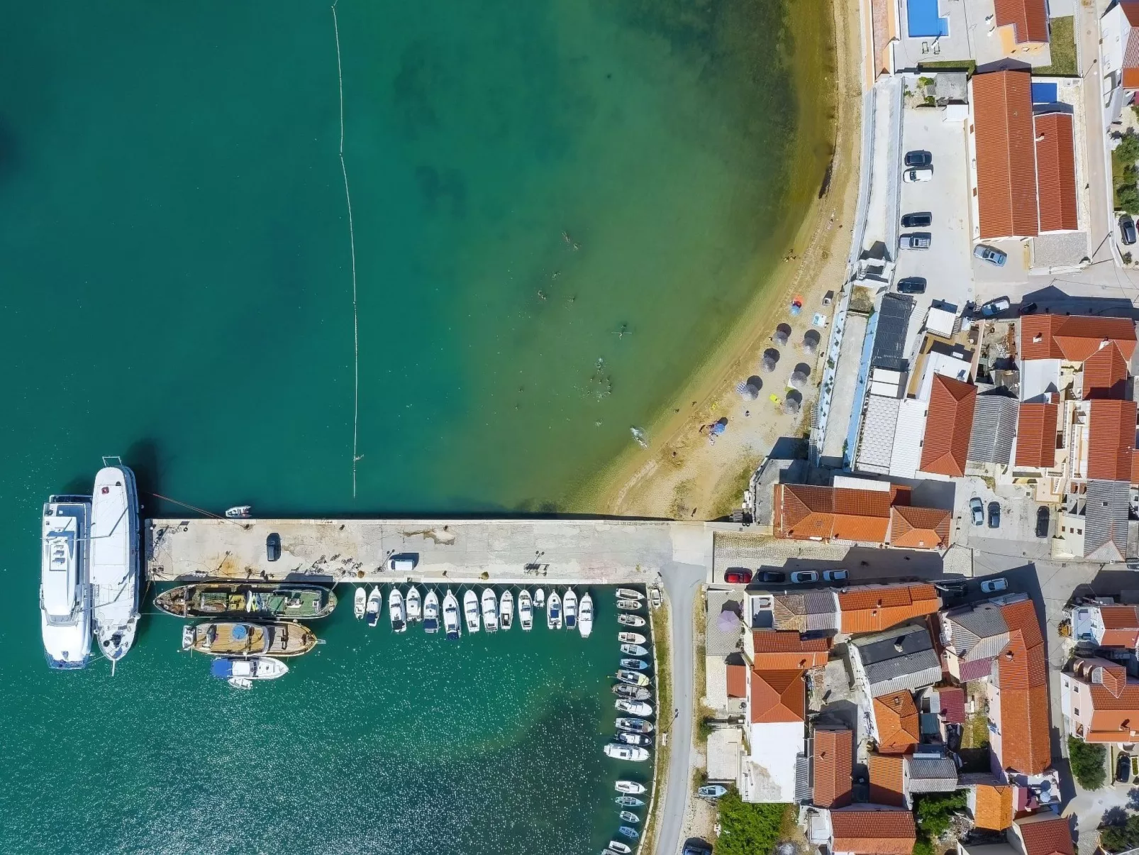 "Delfin prizemlje"-Dehors