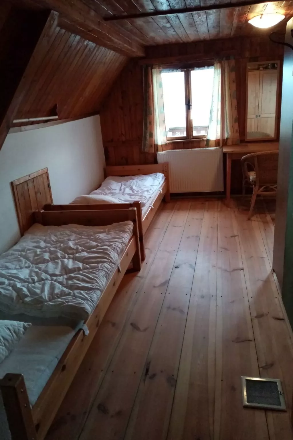 Haus in Kovárov mit Terrasse, Grill und Garten-Inside