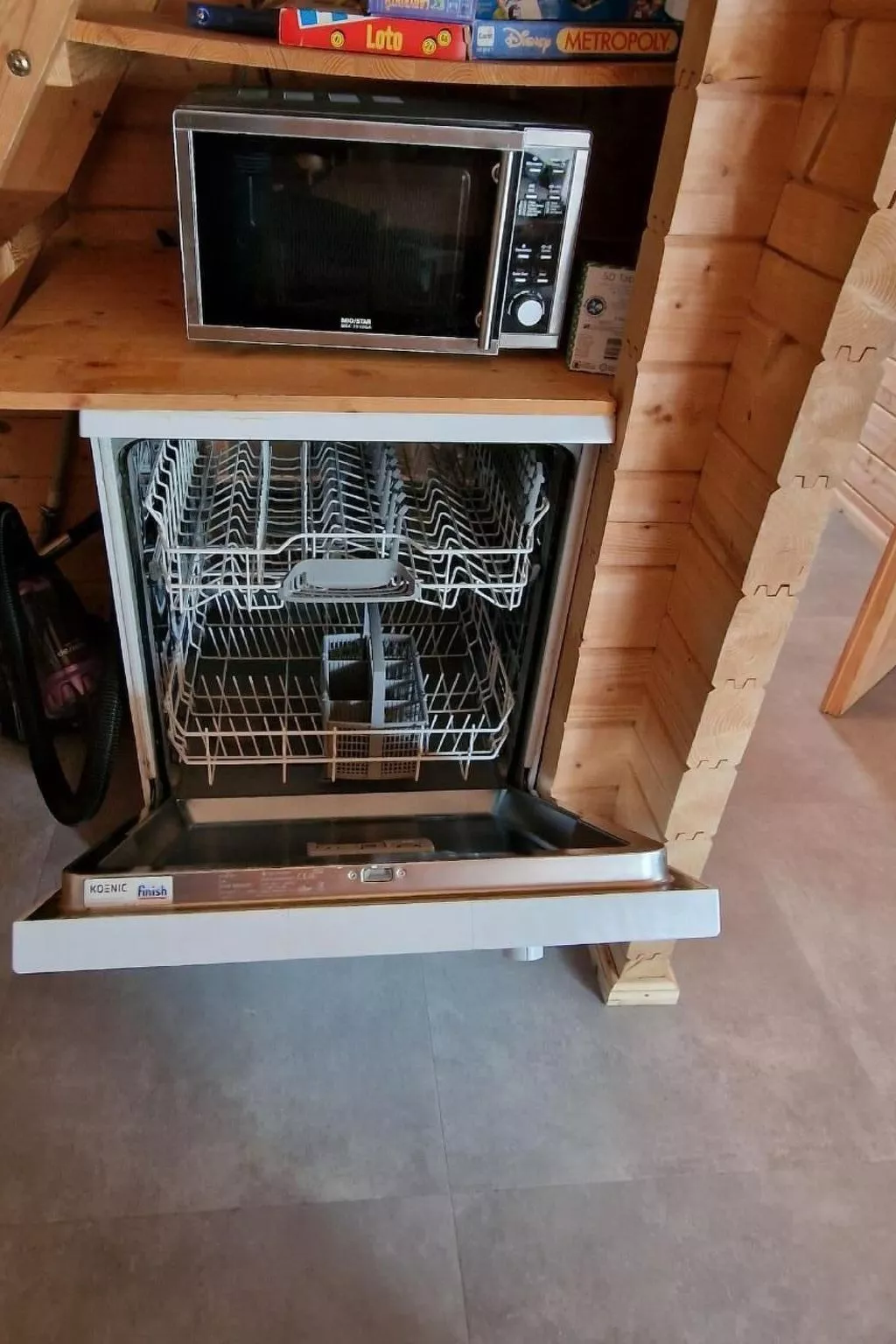 Chalet/ Blockhaus auf Camping-Drinnen