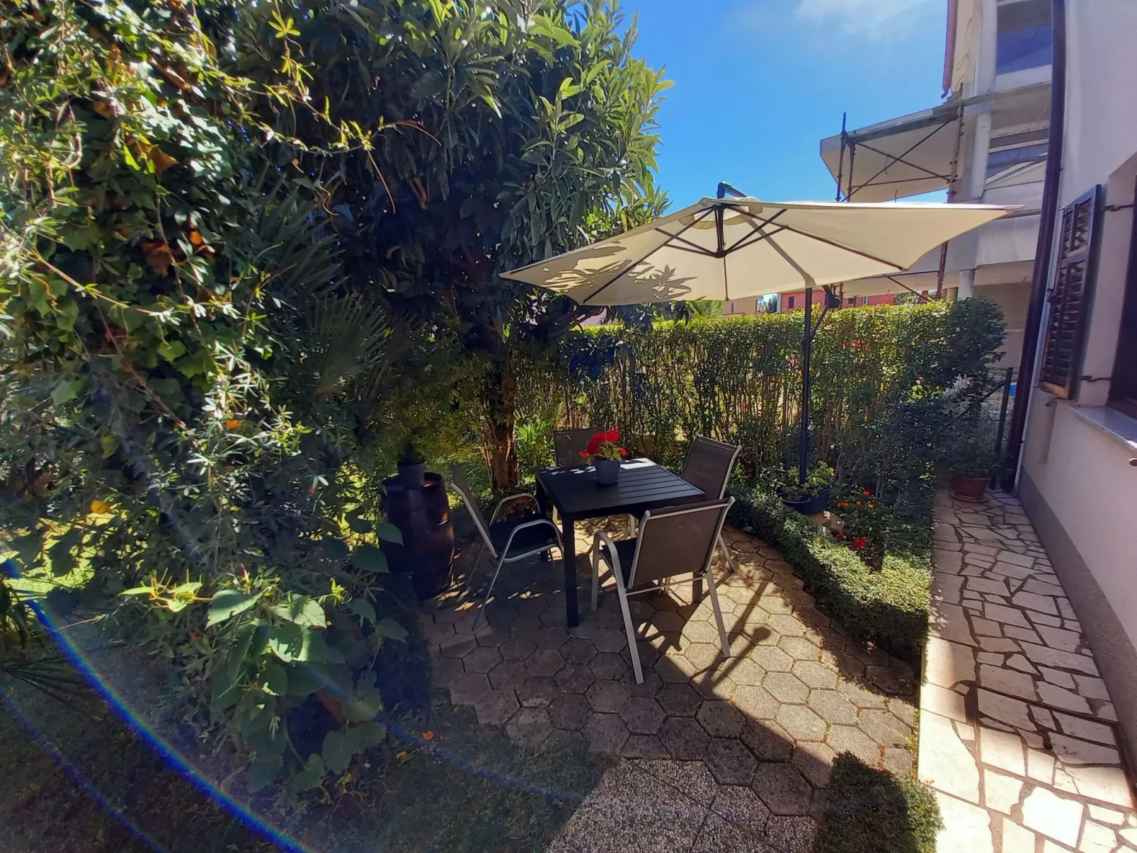 "Toni" mit Terrasse-Image-tags.info