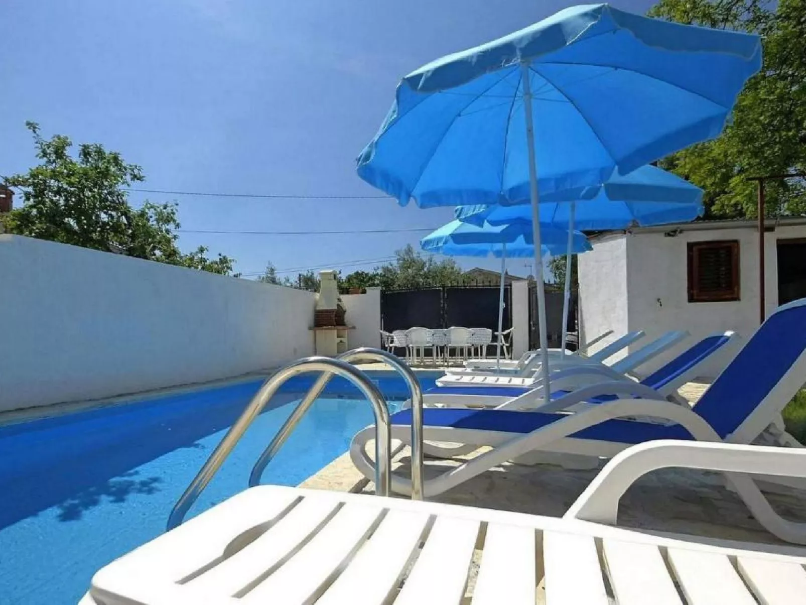 Casa Ana Milena-Draußen