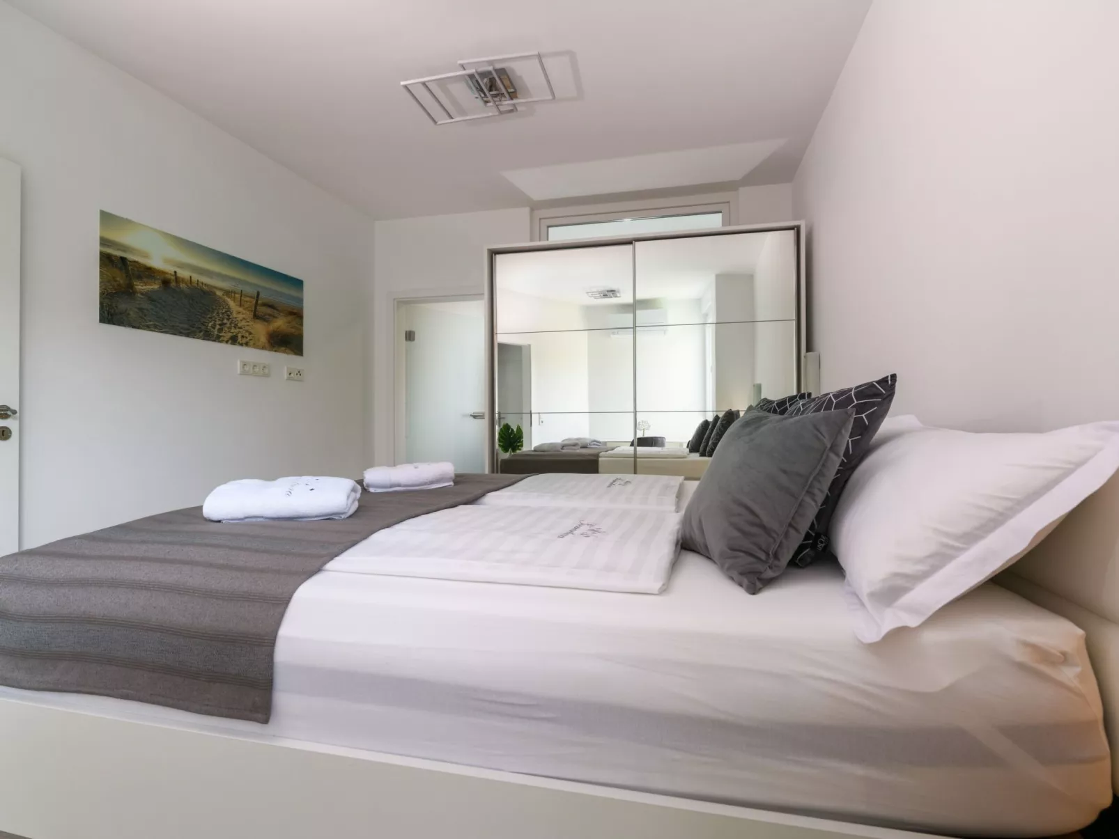 MA Premantura Luxus Apartment Nr. 2 mit Meerblick und Parkplatz für 2+2 Persone-Image-tags.info