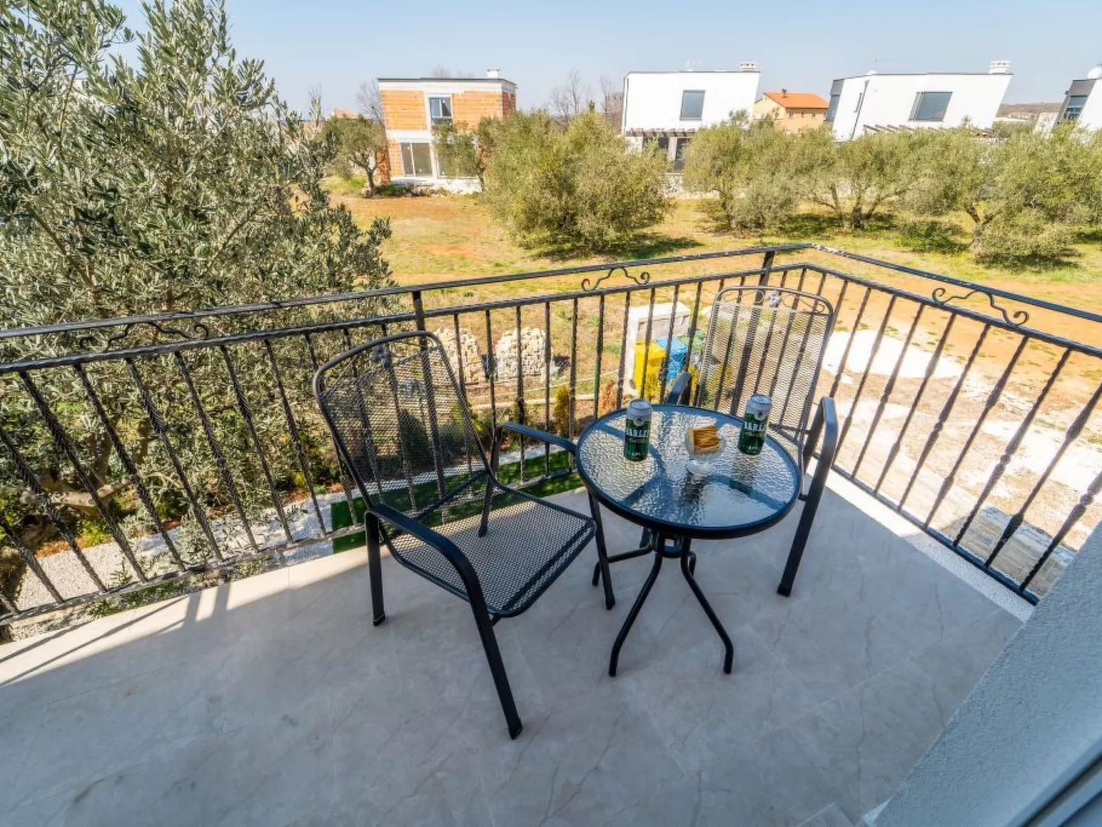 Mit privatem beheiztem Schwimmbad-Image-tags.info