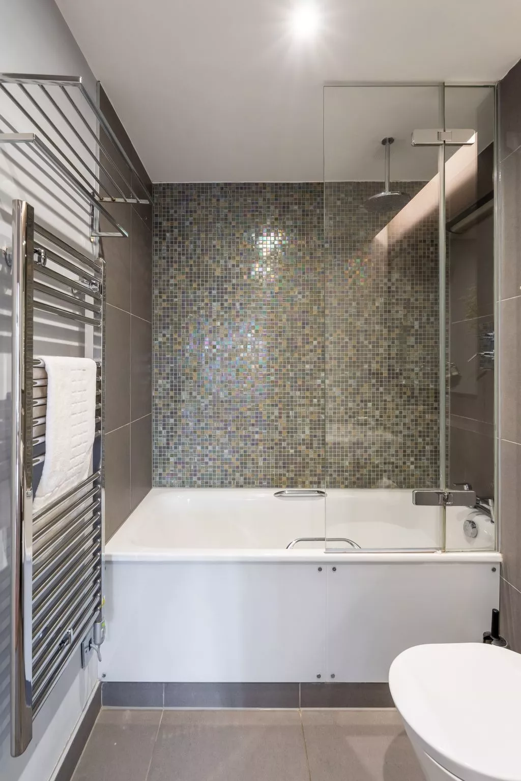 Luxuriöse 2-Bett-Wohnung im Hotelstil in Notting Hill-Inside