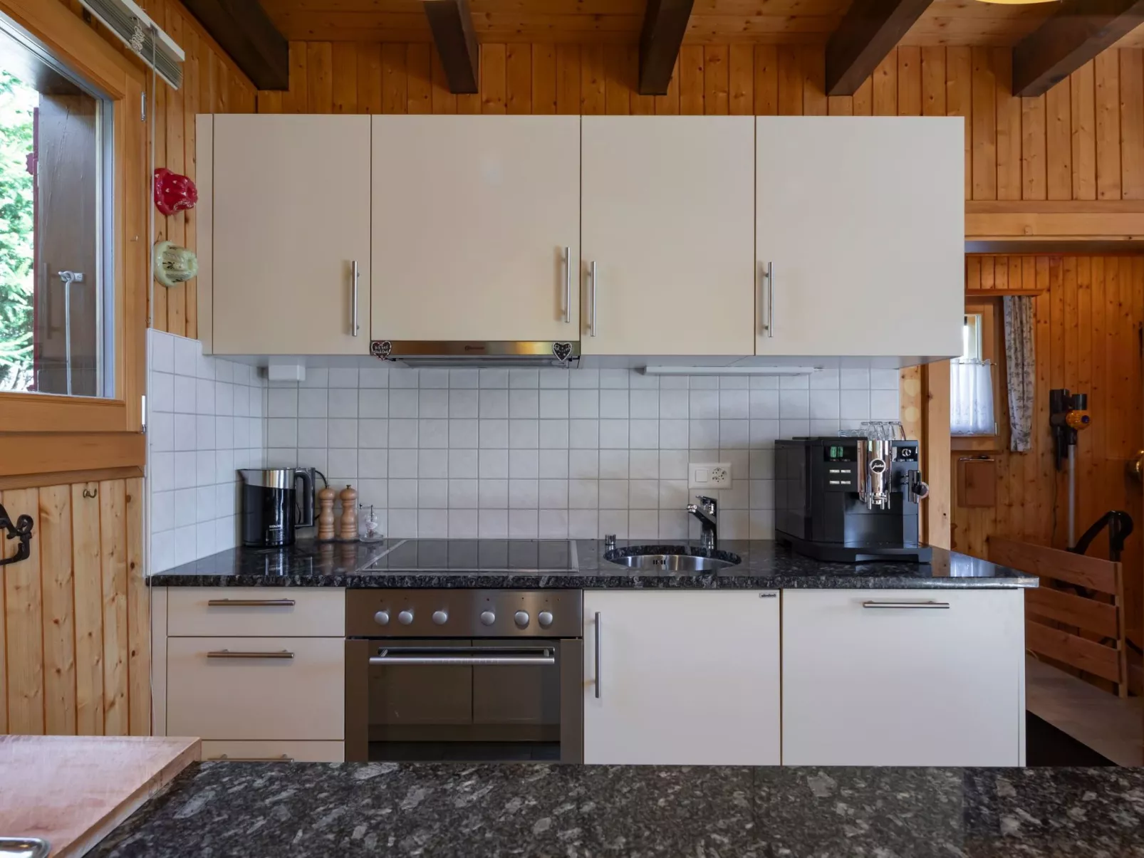 Chalet üfem Bord-Dedans