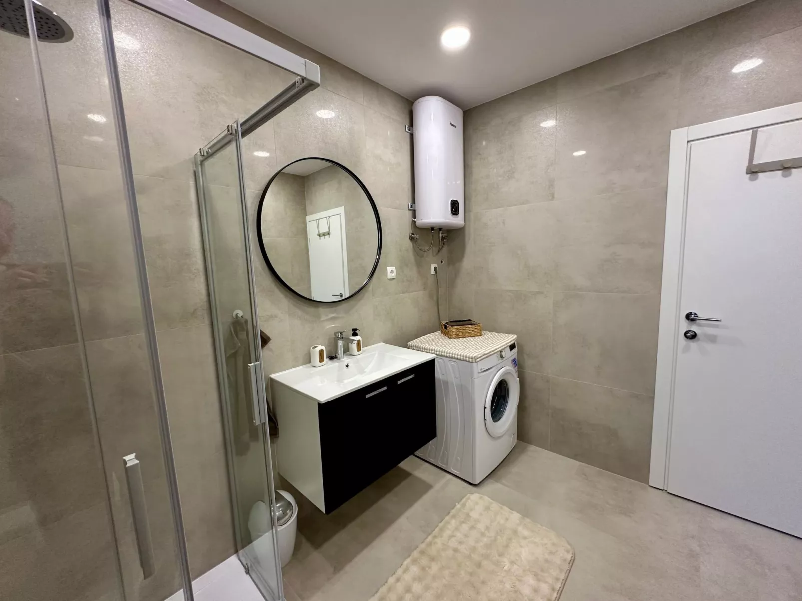 Gesamte Wohnung in Dramalj mit Terrasse und Grill-Drinnen