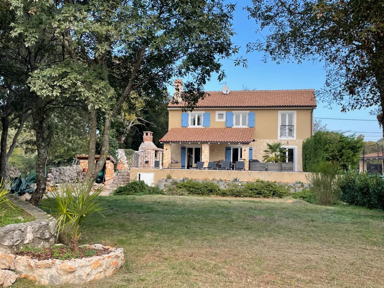 Villa Maslina-Outside