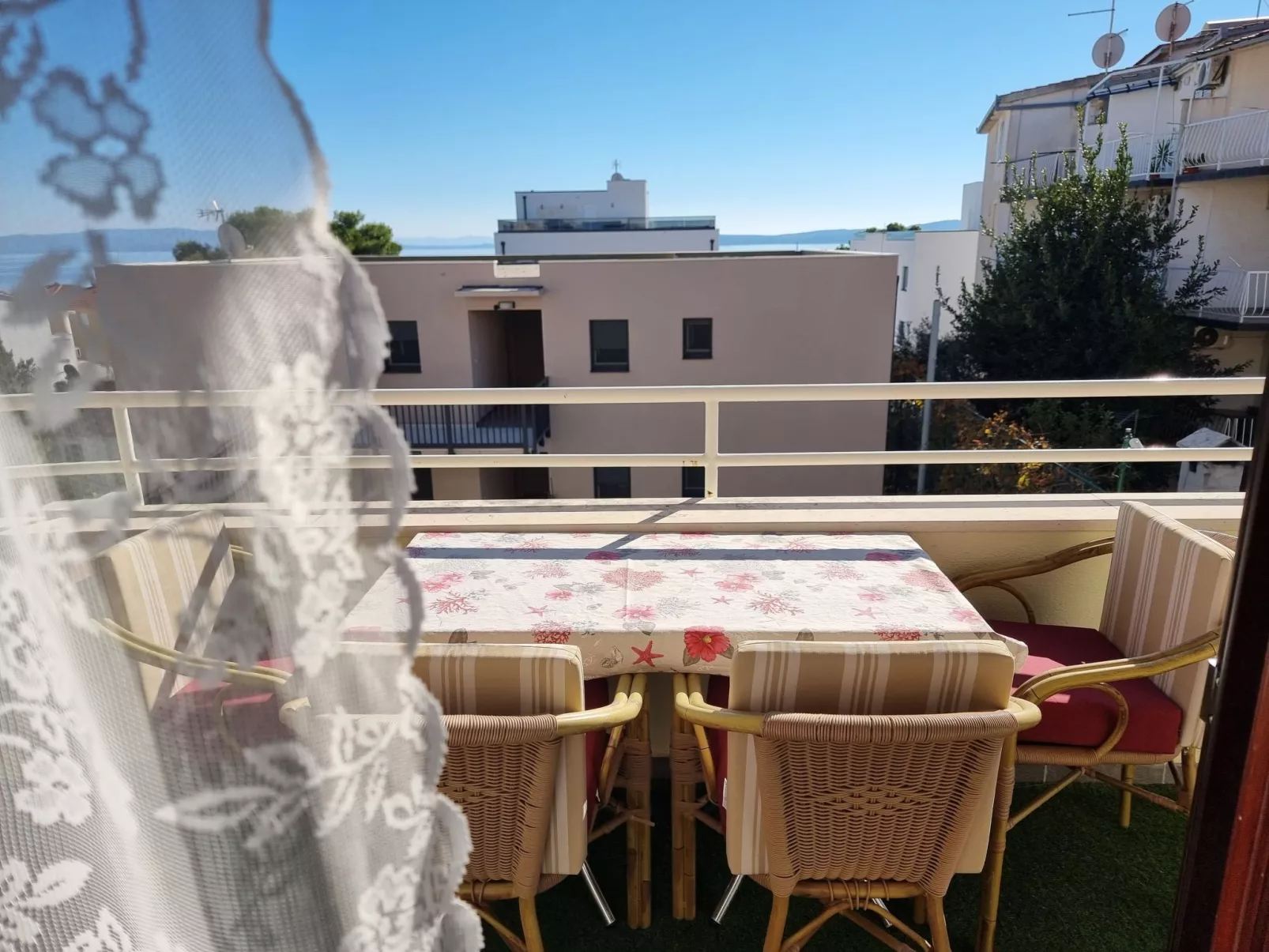 Charmante Wohnung Villa Ana Nr.2-Draußen